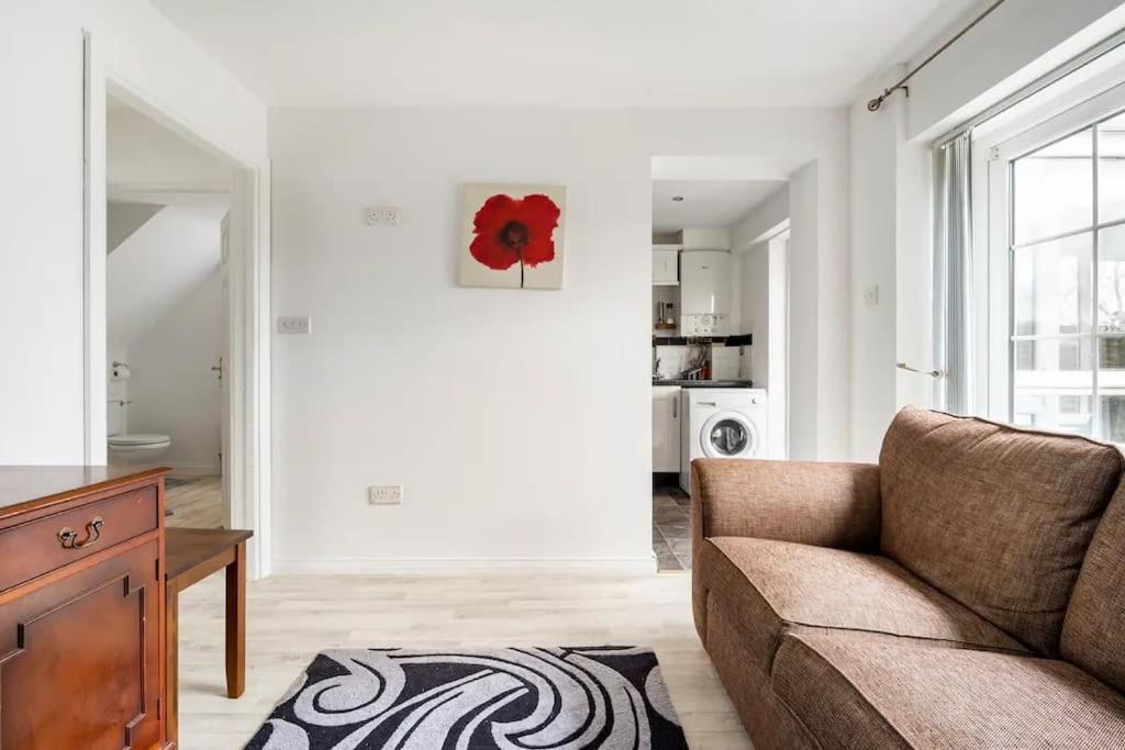 Lovely One Bedroom Flat. Белфаст Екстериор снимка